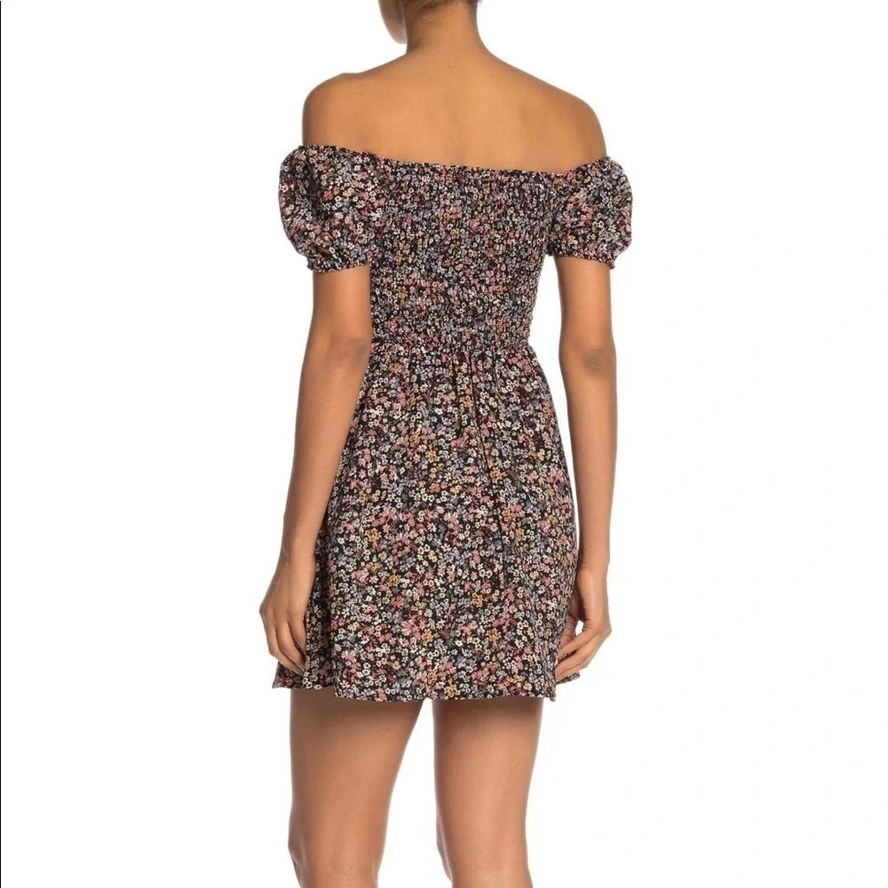 Bailey Blue Emma Puff Sleeve Floral Mini Dress​​​​​​​​​ - Picture 2 of 2